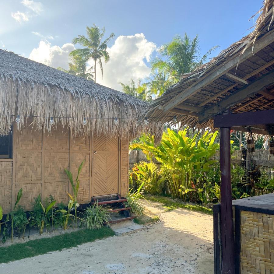 Siargao Tropic Hostel Генерал-Луна Экстерьер фото
