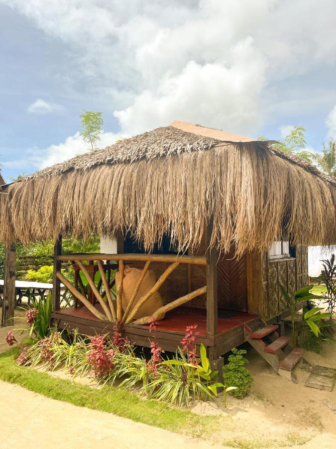 Siargao Tropic Hostel Генерал-Луна Экстерьер фото