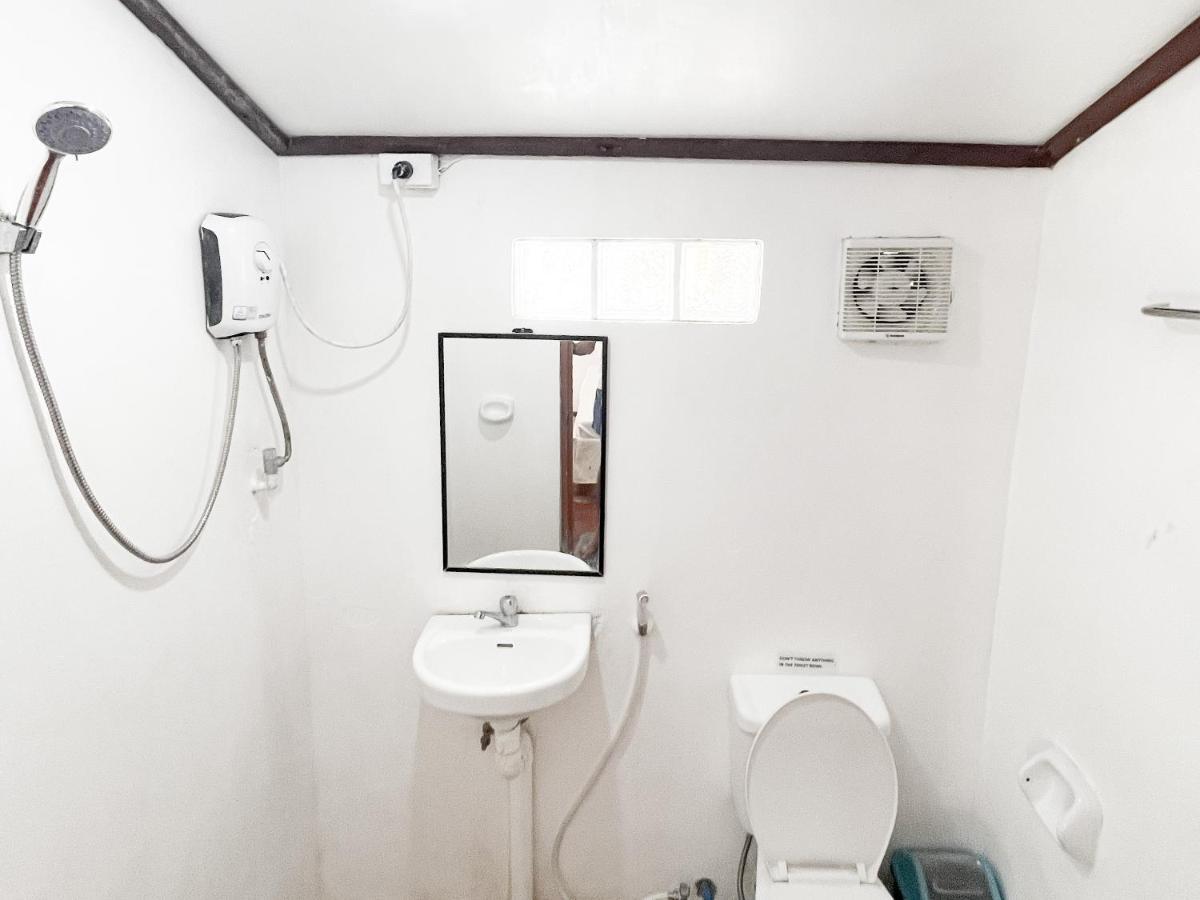 Siargao Tropic Hostel Генерал-Луна Экстерьер фото