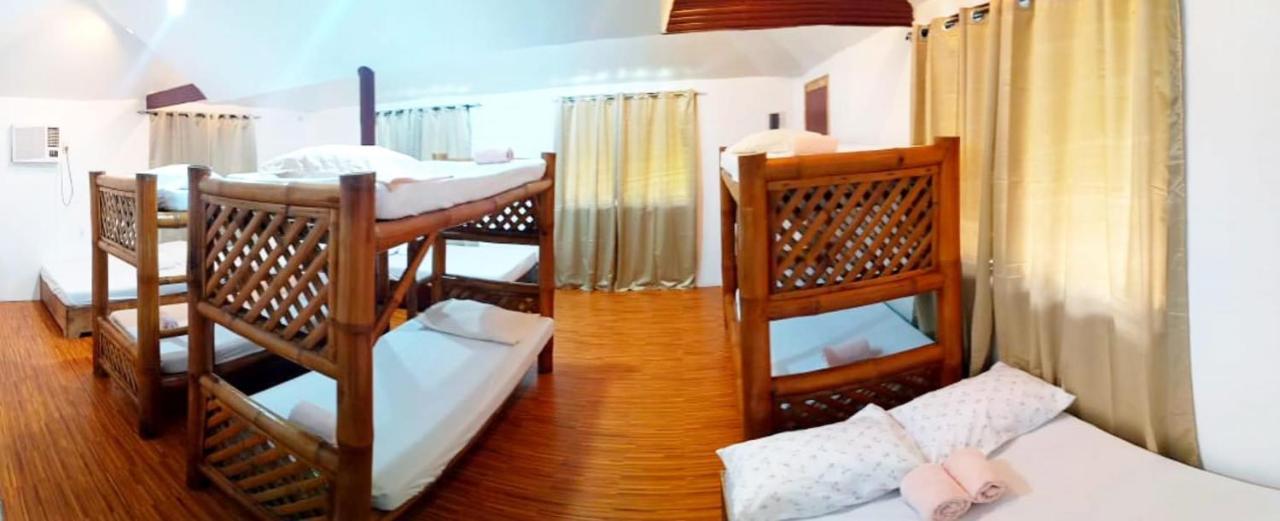 Siargao Tropic Hostel Генерал-Луна Экстерьер фото